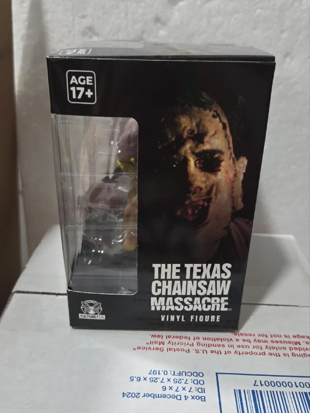 The Texas Chainsaw Massacre Leatherface Vinyl Figure - Yellow/Black